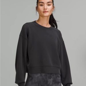 Lululemon black pullover